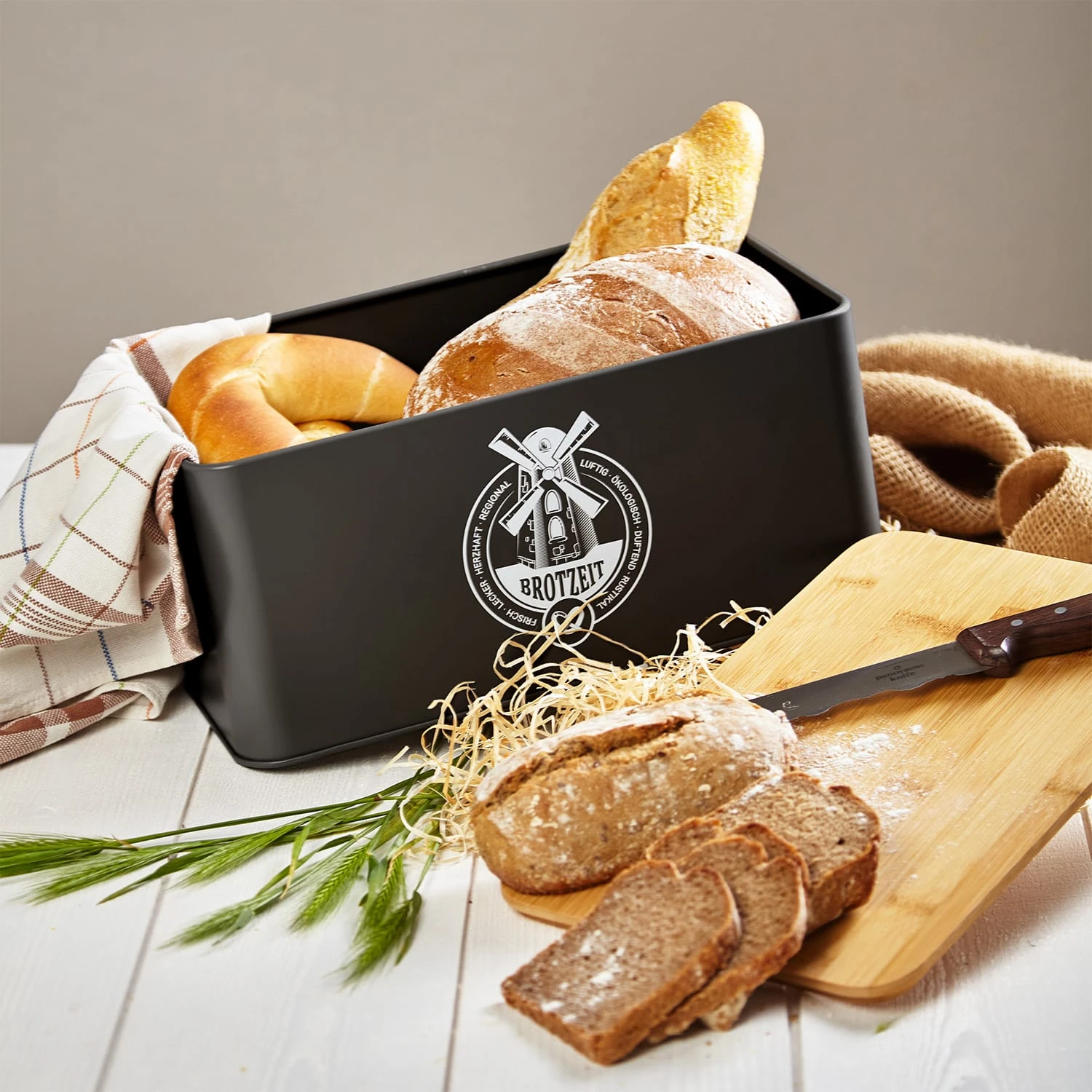 Stigby 2-in-1 Brotkasten Mit Schneidebrett Metallblech Bambus 2 Stigby 2-in-1 Brotkasten Mit Schneidebrett Metallblech Bambus – Bild 2